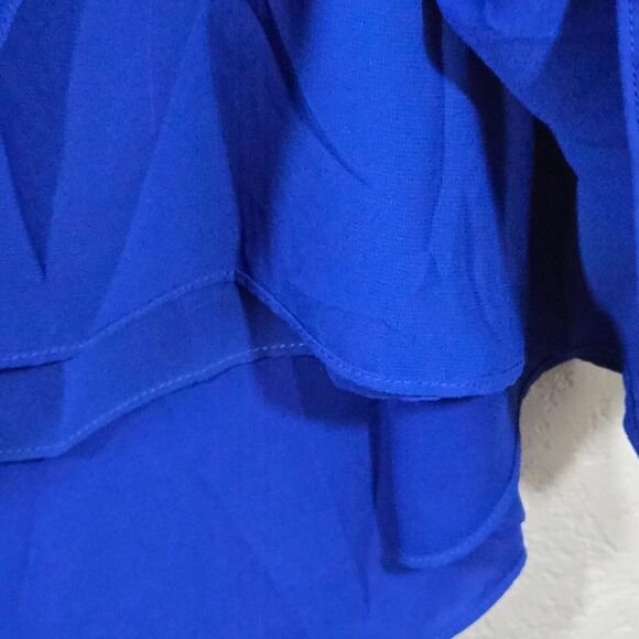 Vince Camuto Sleeveless Crepe Highlow Top Blue Women's Luxe Pleated Back Blouse - Picture 9 of 9